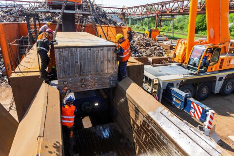 Montáž a stěhování strojů; Zajistíme celý proces od A-Z